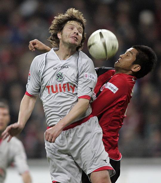 分别来自定 分别来自定