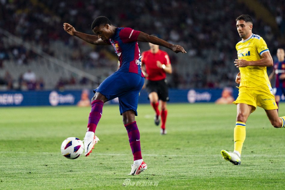 超中保持竞 超中保持竞