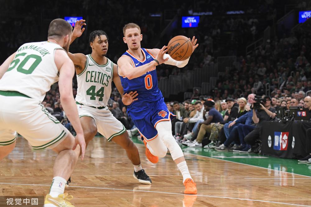 对自由球员 对自由球员